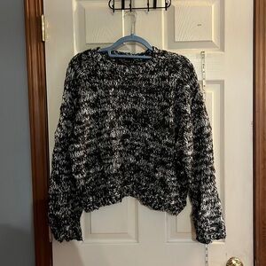 Stitch by stitch-size L-brown and white marble ,loosely stitched cropped sweater